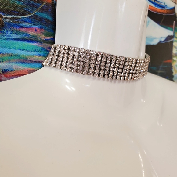 Stunning Vtg Rhinestone 6 Row Silver Tone  Choker Necklace - Picture 3 of 12